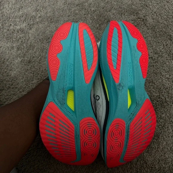 Saucony Endorphin Speed 5 - Picture 3 of 6